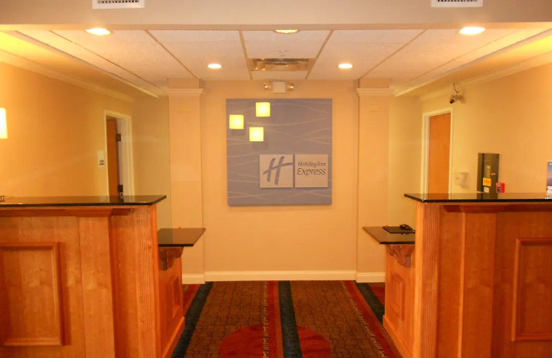 Holiday Inn Express & Suites Lancaster By Ihg-1