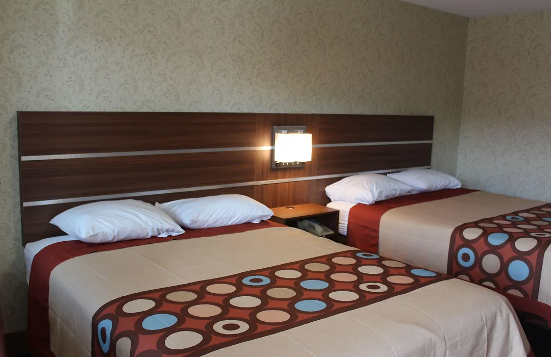 American Inn-1