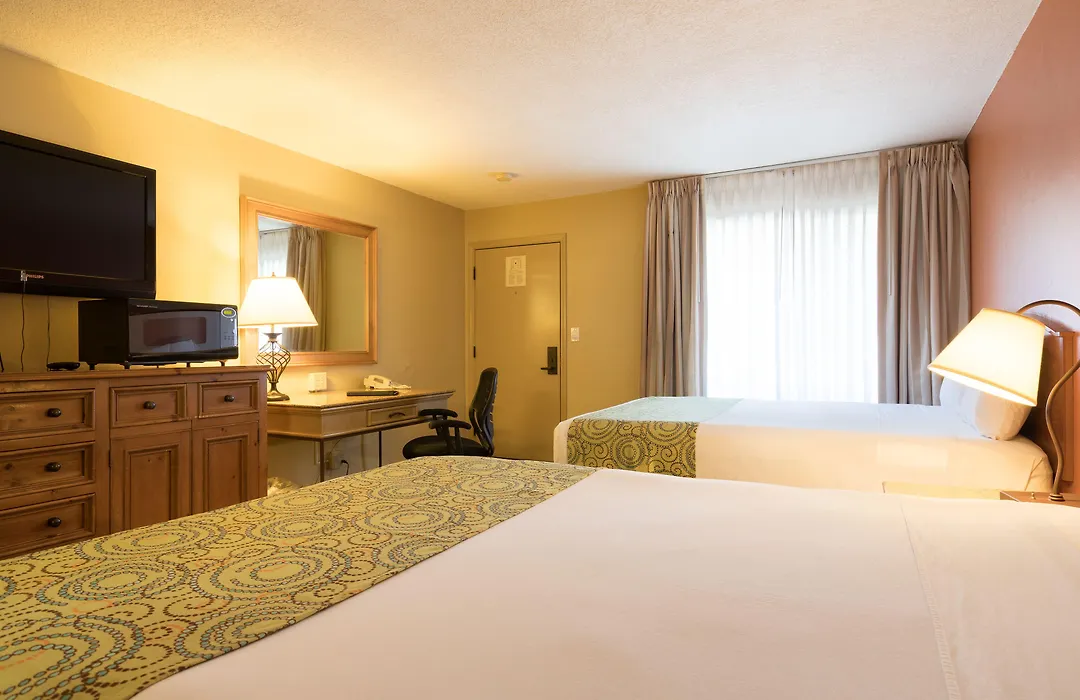 Sandpiper Lodge - Santa Barbara-1