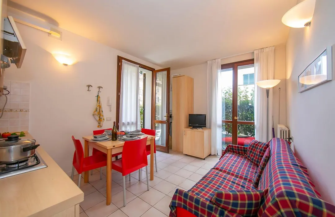 Residence Porto Letizia-1