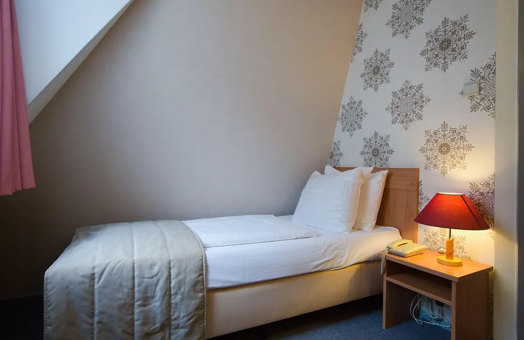 Rho Hotel-1