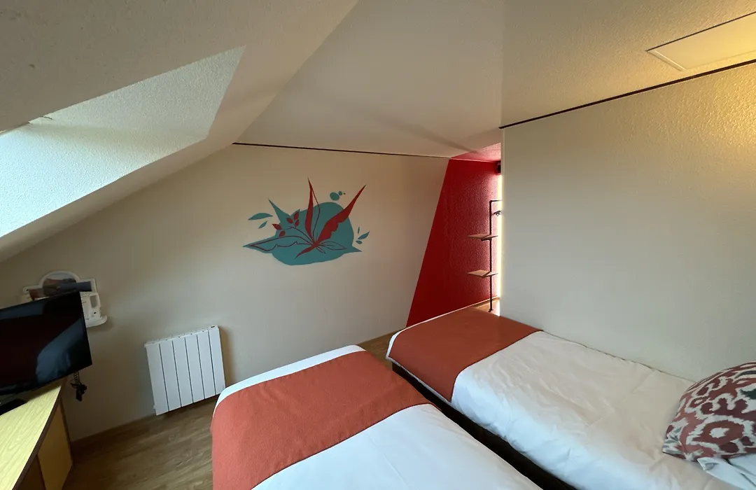 Hôtel Campanile Cherbourg - La Glacerie-1