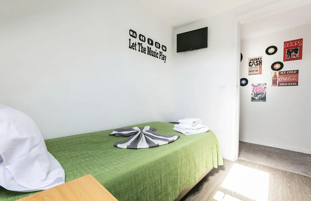 Guest House Porto Clerigus-1