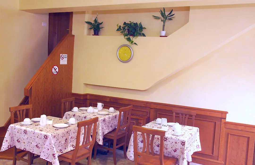 Hotel Kriss-1