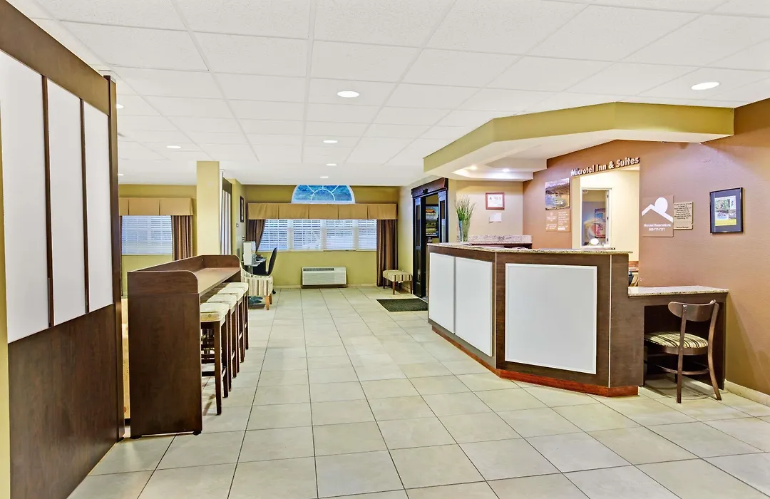 Microtel Inn & Suites By Wyndham Bryson City-1