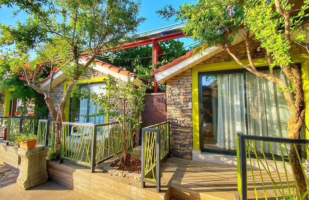 Leda Beach Hotel-1