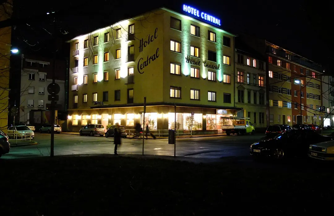 Hotel Central Hauptbahnhof-1
