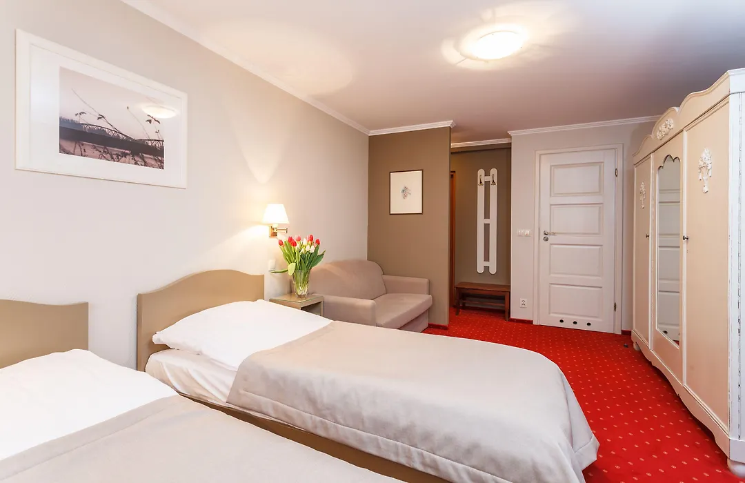 Hotel Czarna Roza-1