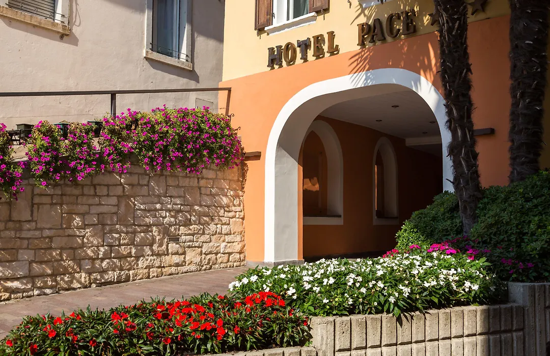 Pace 1954 Hotel-1