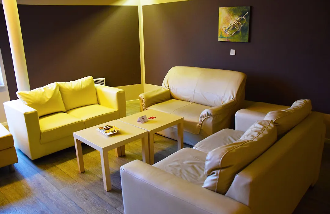 Ambassador Suites Antwerp-1