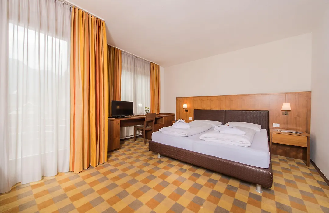 Hotel Tubris-1