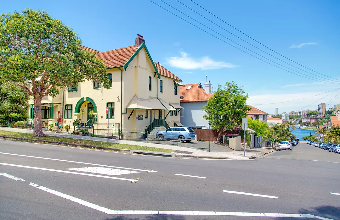 Neutral Bay Lodge-1