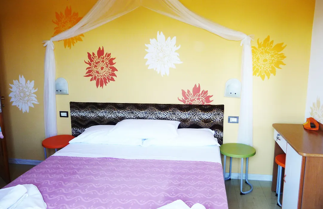Riccione Beach Hotel - Enjoy your Summer - con parco acquatico incluso-1