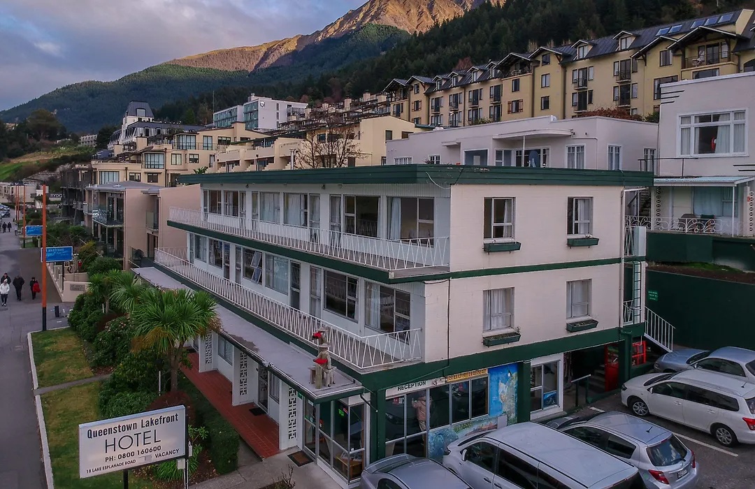 Lakeside Motel-1