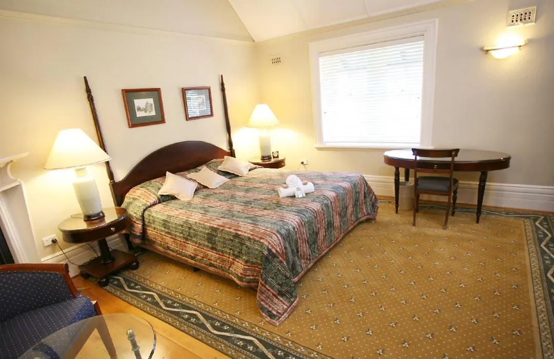 Darcy'S Hotel-1