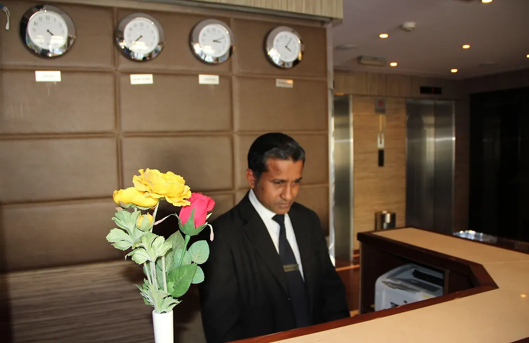 Downtown Plaza Hotel Apartment Pet Friendly-1