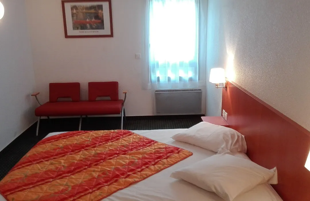 Beddy-Bye Hotel-1