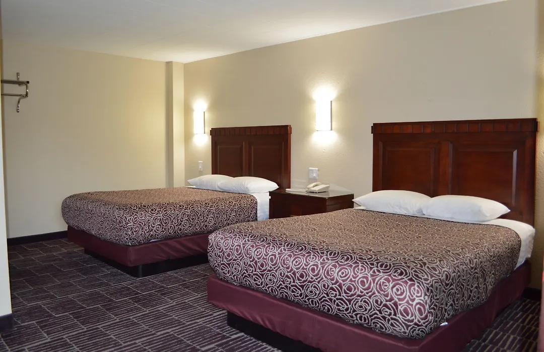 Economy Inn-1