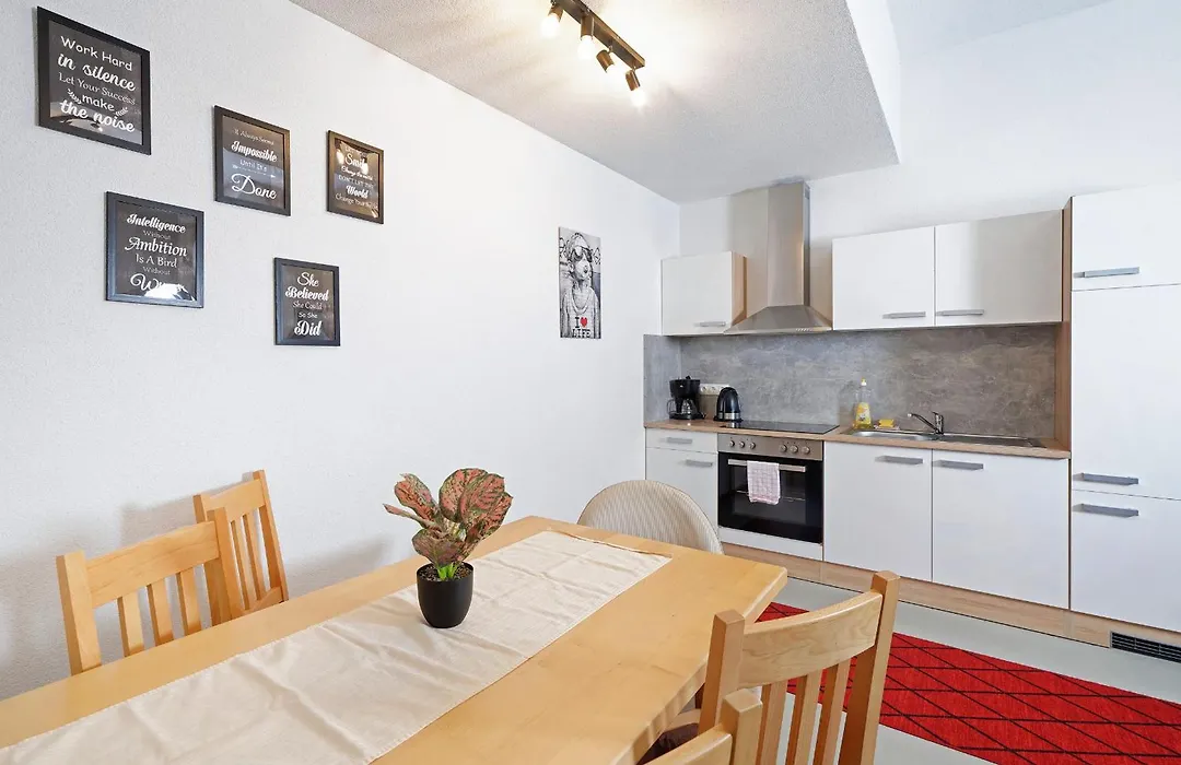 Hotel Bayerisch Meran-1