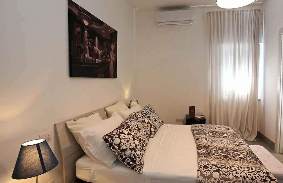 B&B Brothers Suite Vomero-1