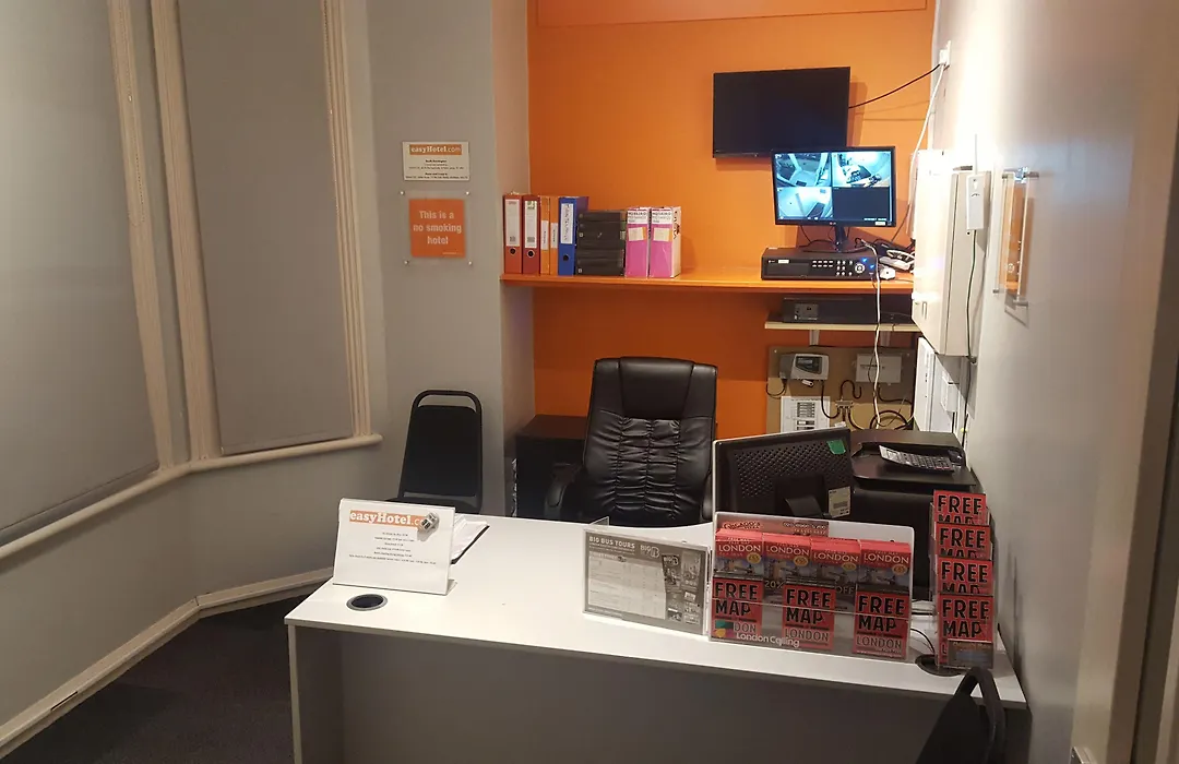 Easyhotel South Kensington-1