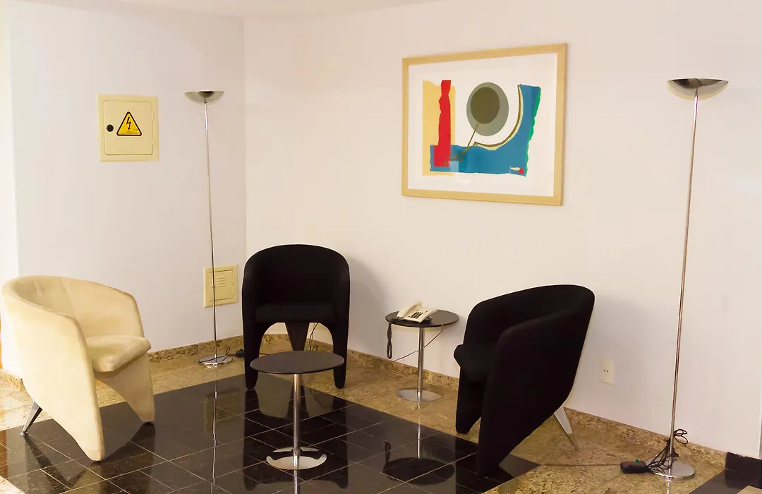 Hotel Canada-1