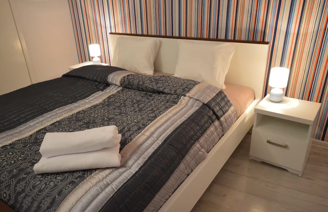 Cracow Central Aparthotel-1