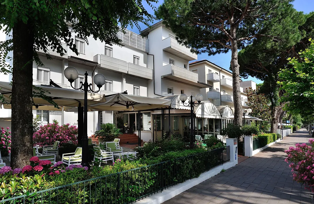 Hotel Suisse-1