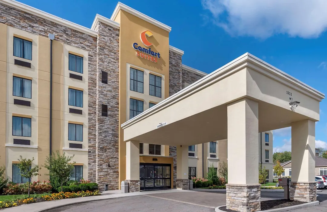 Comfort Suites Columbus Airport-1