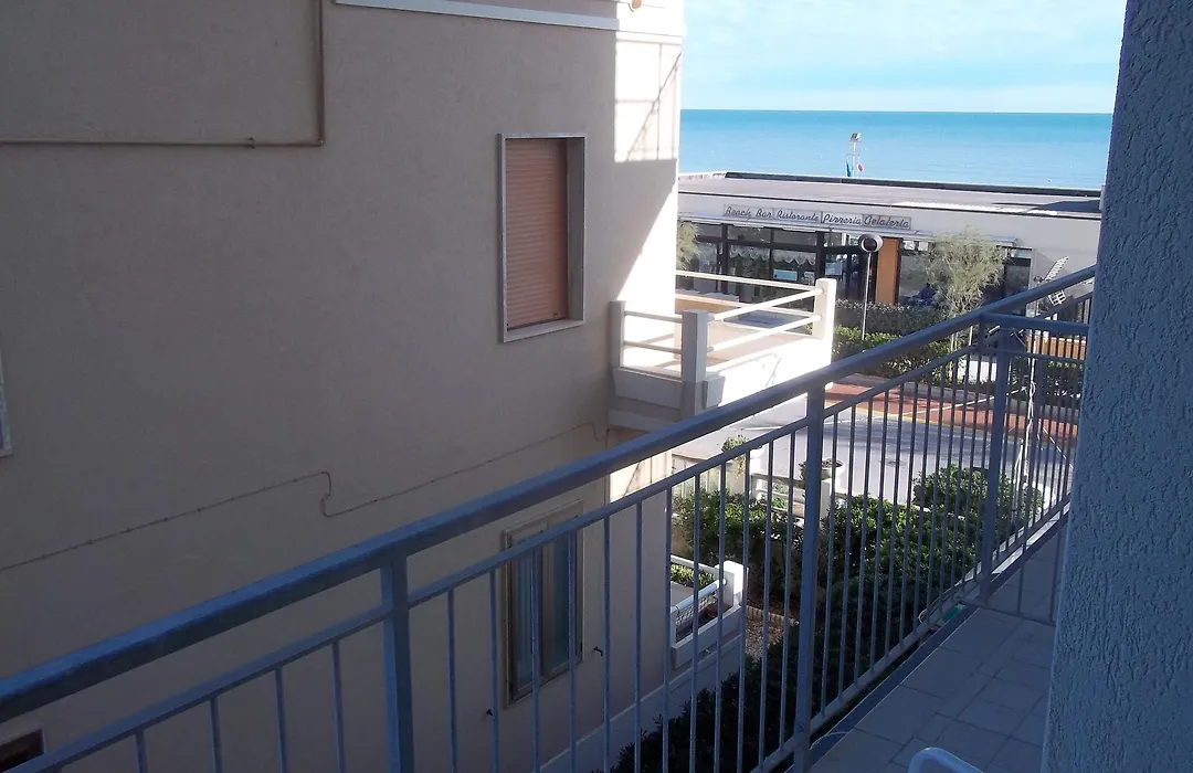 Hotel Italia-1