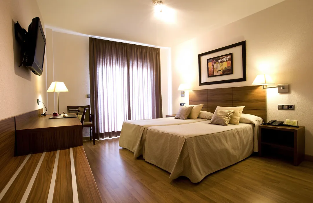 Hotel Cristina-1