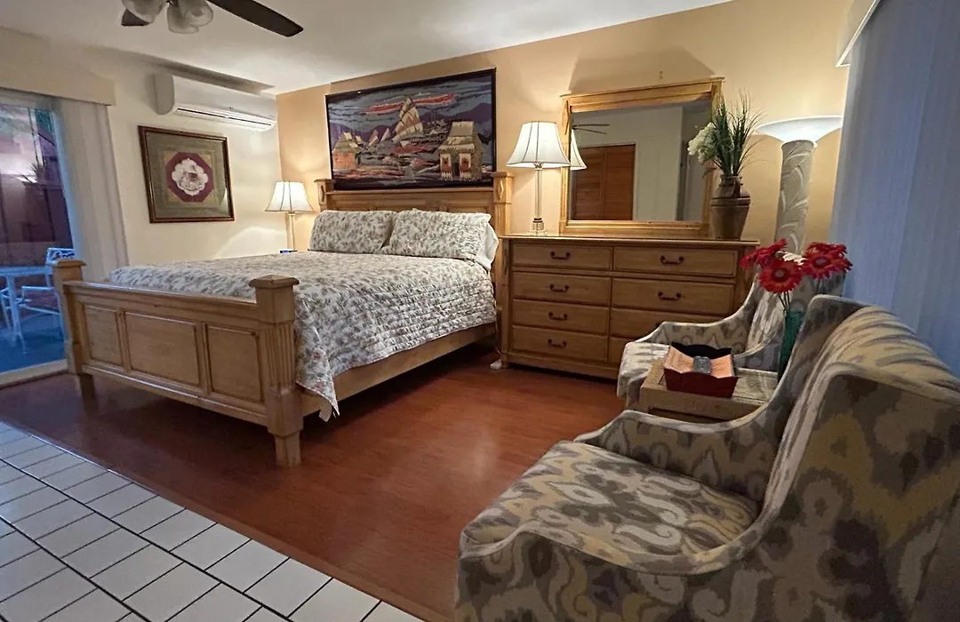 Casa Larrea Inn-1