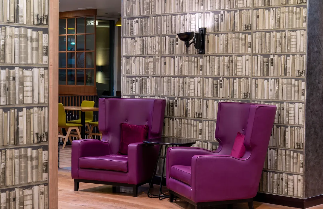 Premier Inn Dubai Al Jaddaf - An Emirates Group Company-1