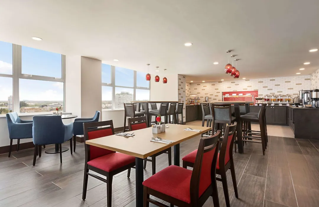 Ramada By Wyndham East Kilbride-1