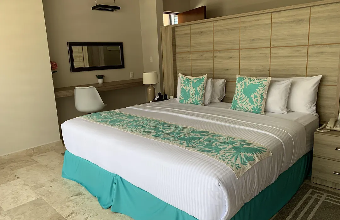 Xaha Villas Suites & Golf Resort-1