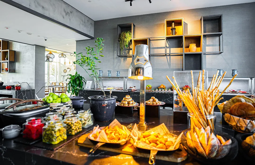 Moevenpick Hotel Jumeirah Village Triangle-1