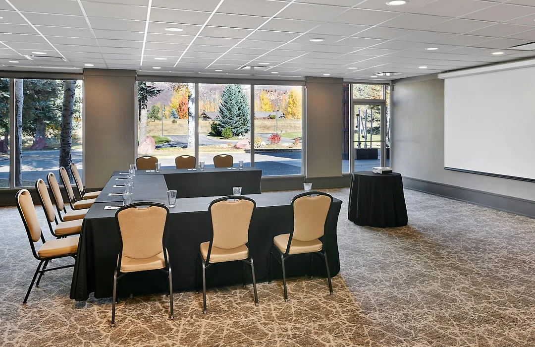 The Inn At Aspen-1