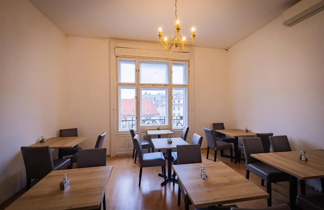 City Hotel Matyas-1