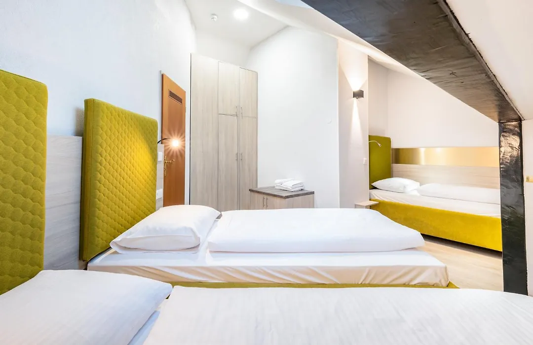 Hotel Am Spichernplatz-1