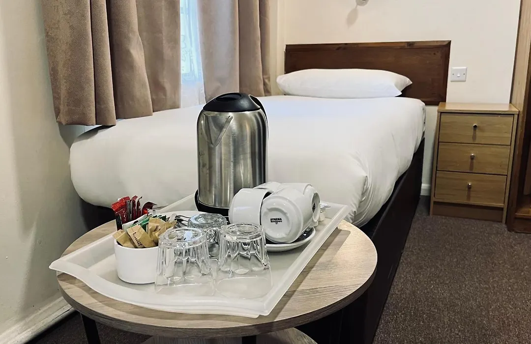 Arriva Hotel-1