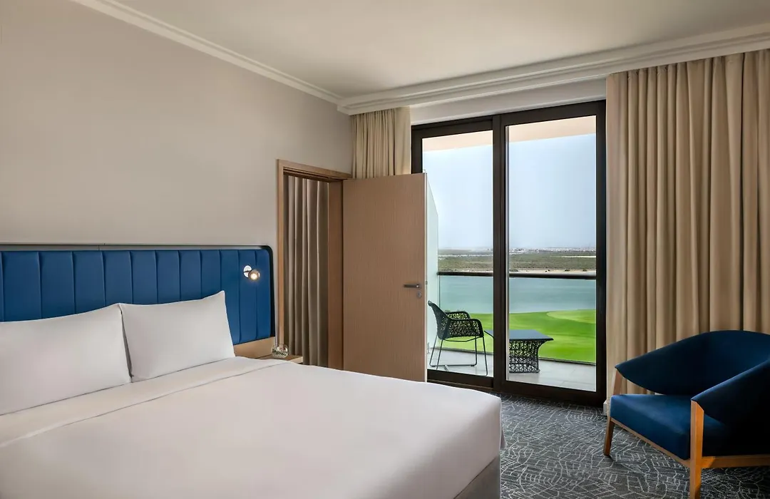 Yas Plaza Bay By Ihg-1