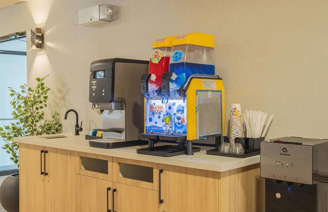 Days Inn & Suites By Wyndham West Edmonton-1