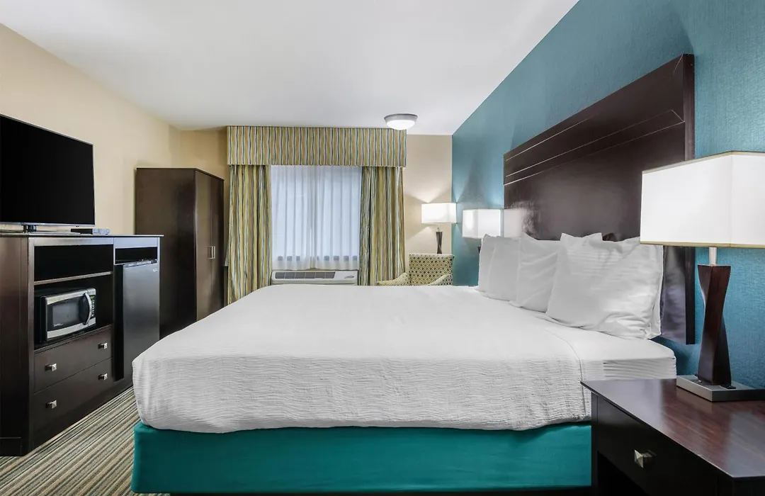 Best Western Long Beach Inn-1