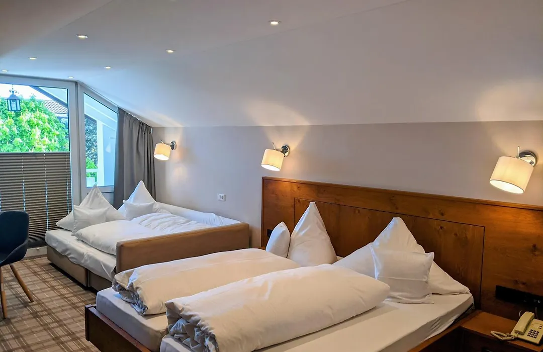 Hotel Germania-1