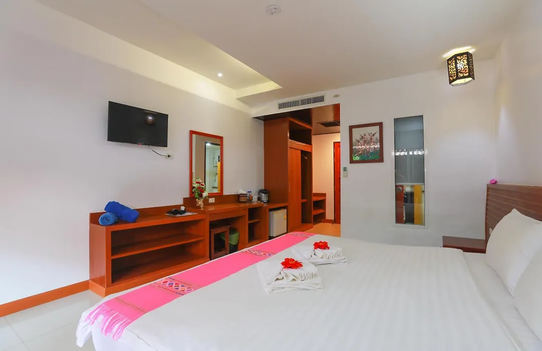 Baan Vanida Garden Resort-1
