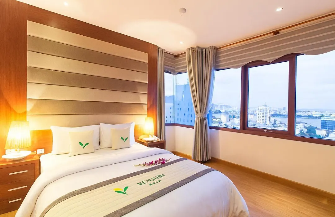 Moonlight Hotel & Suites - Highfloor View Of The City Center And Dragon Bridge-1