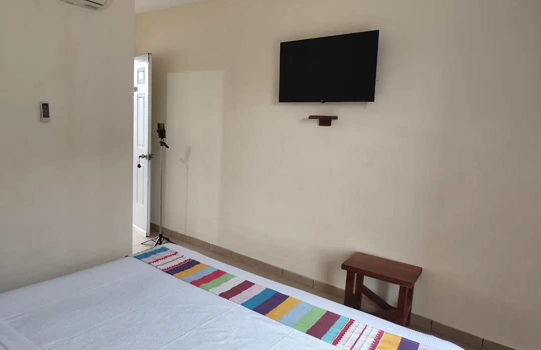 Hotel Machos Mahahual-1