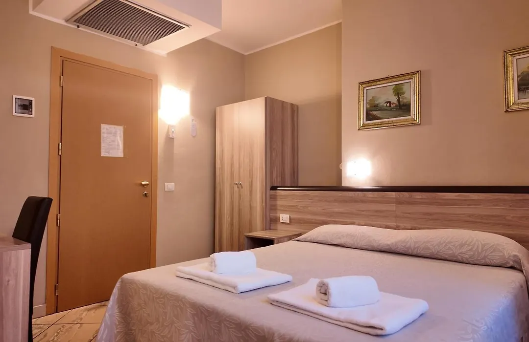 Hotel Brianza-1