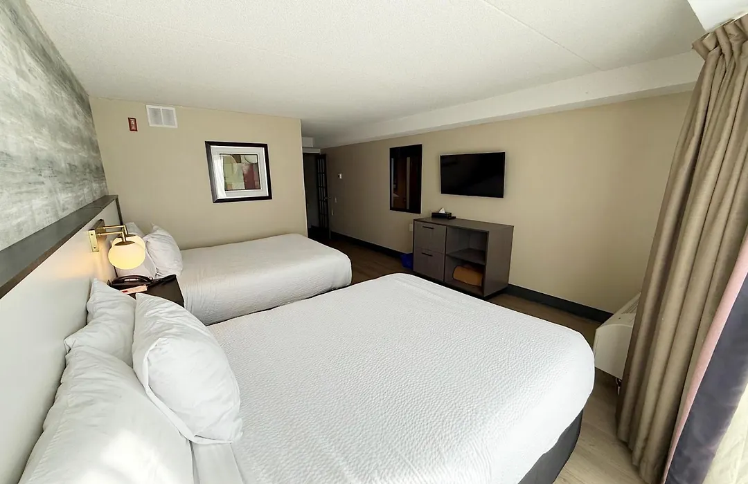 Ramada Plaza By Wyndham Niagara Falls-1