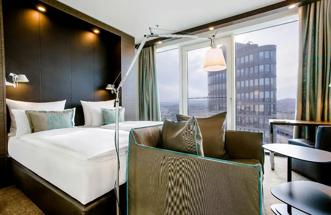 Motel One Wien-Hauptbahnhof-1